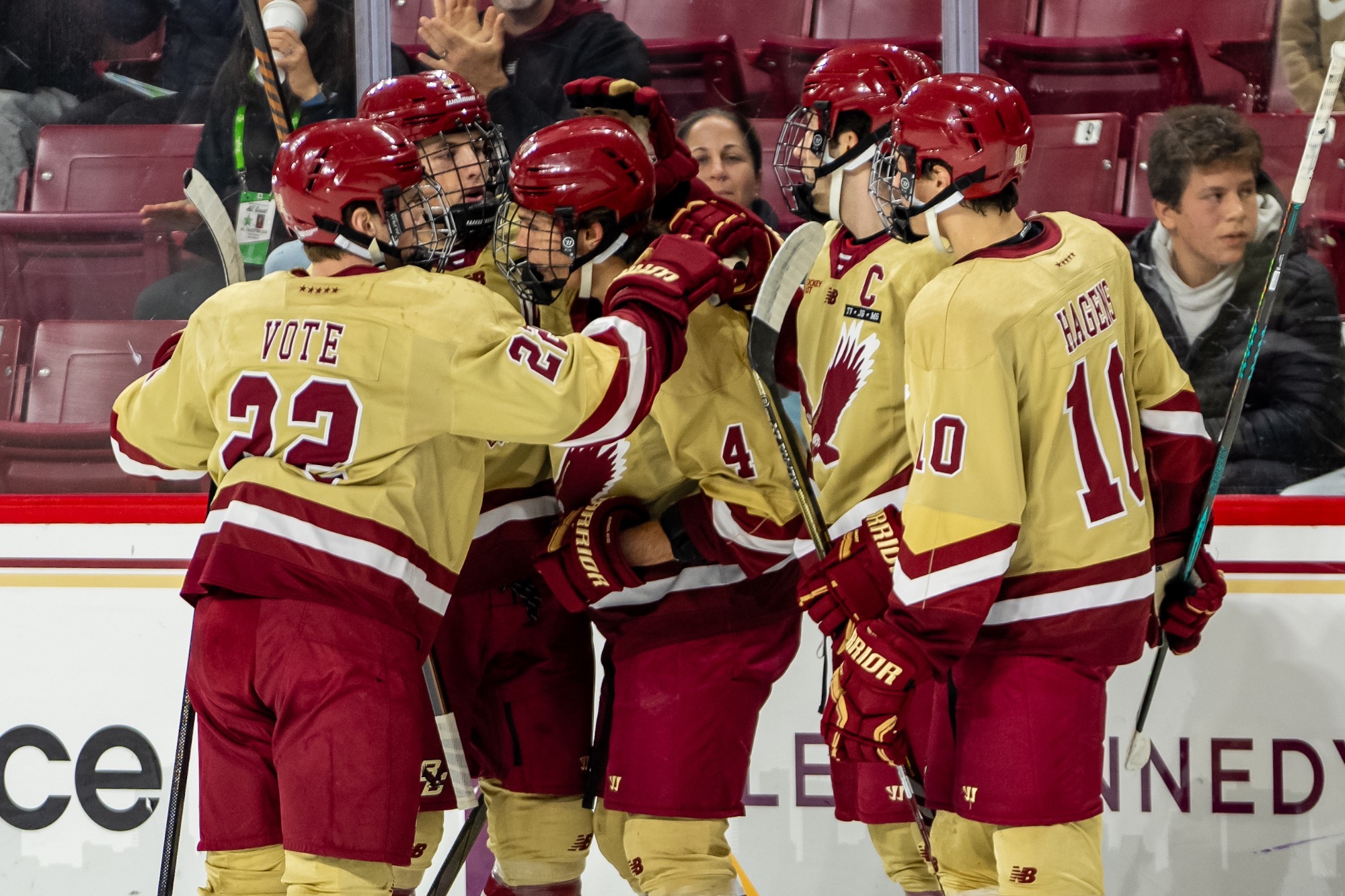 BC Eagles Maroon and Gold Hockey： Upcoming Games and Exciting Matchups