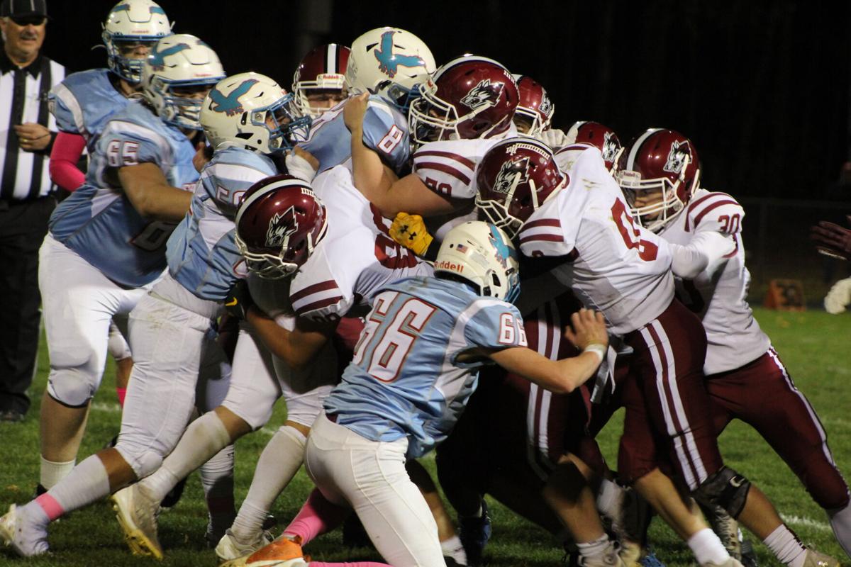 New Holstein Football Playoffs 2024： Scores, News & Updates